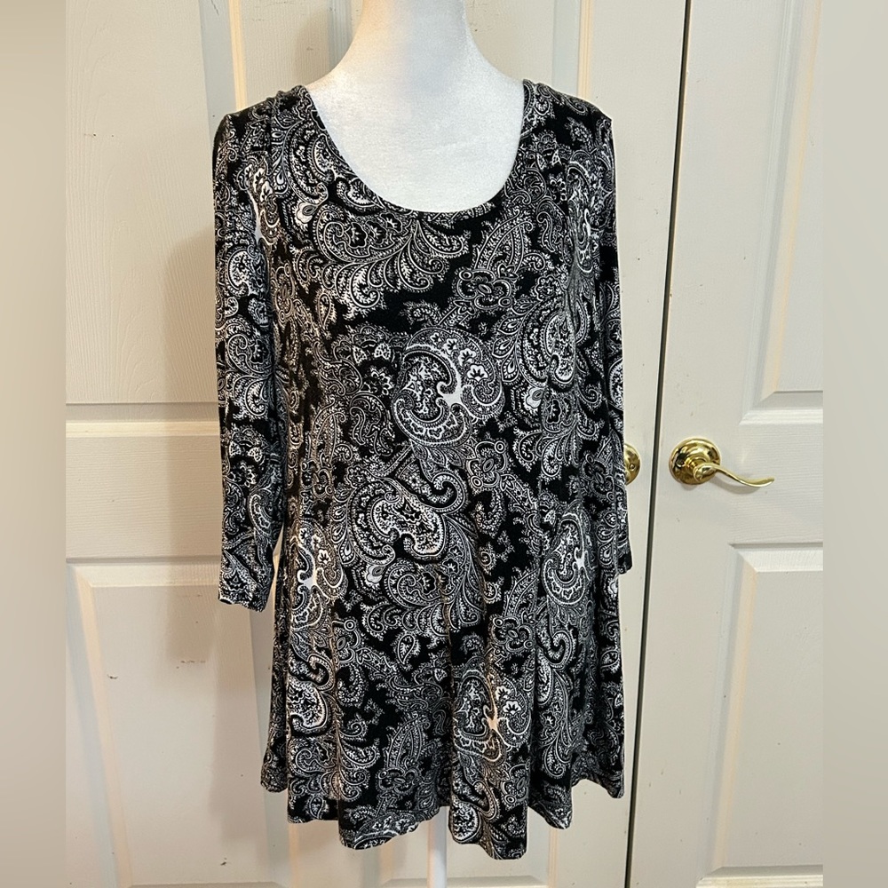 Nandashe black and white bandana tunic XL